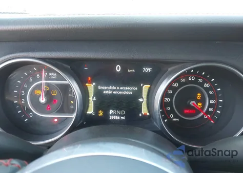 2020 Jeep Gladiator Rubicon 4X4 z USA, uszkodzony, nr VIN 1C6JJTBGXLL145117